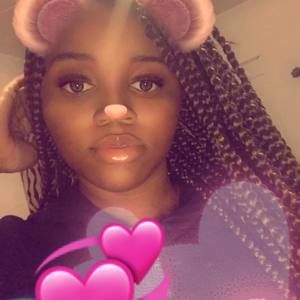 Meet your Posher, Alexis